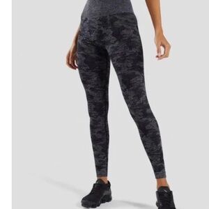 Gymshark Women's Camouflage Leggings